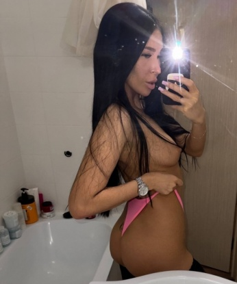 Алина, 24 года, 2 размер груди